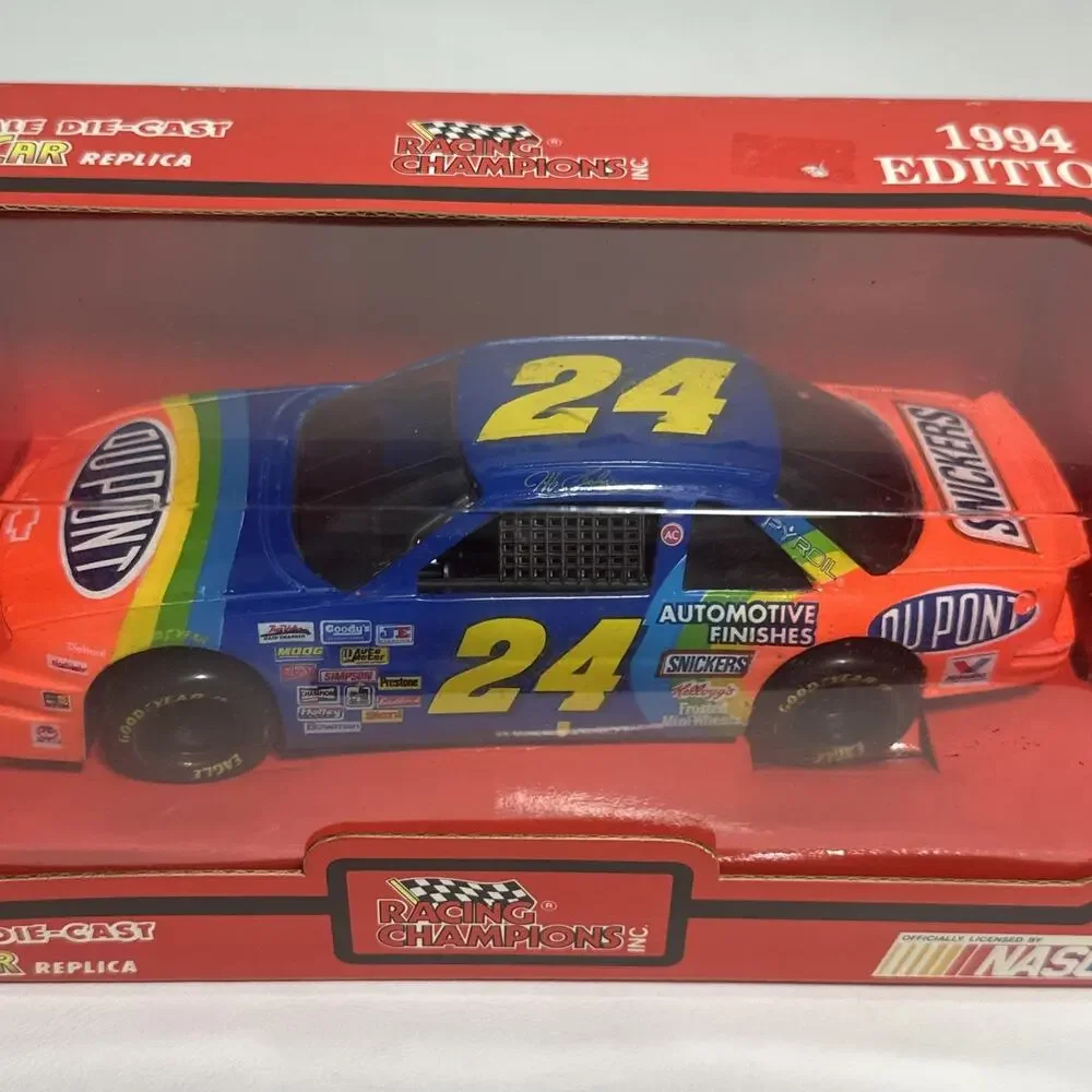 1994 Racing Champions 1:24 Diecast Snickers Jeff Gordon Dupont Monte Carlo #24